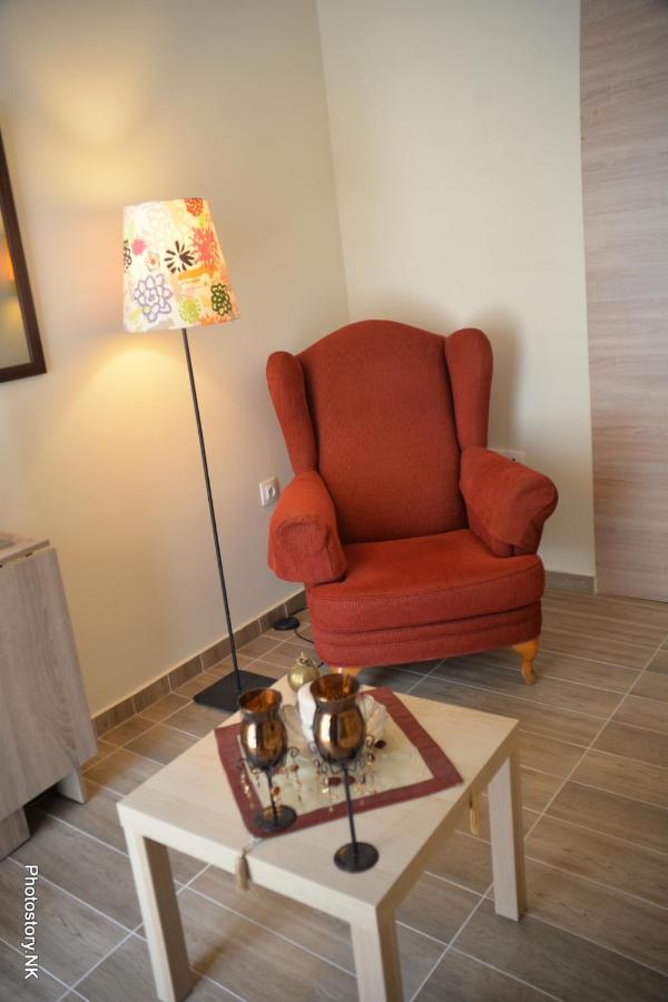 Kynosargous Square'S Apartment Athens Exterior photo